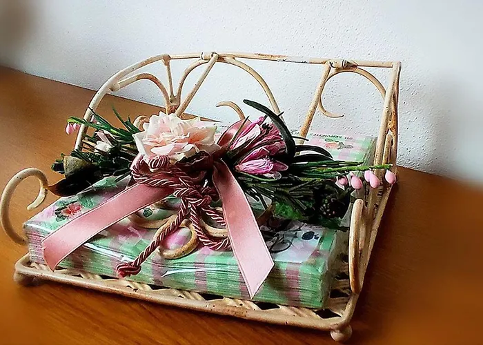 Sieve Flower